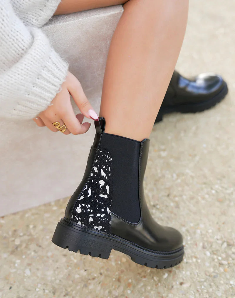 Venecia - Botines negros floral